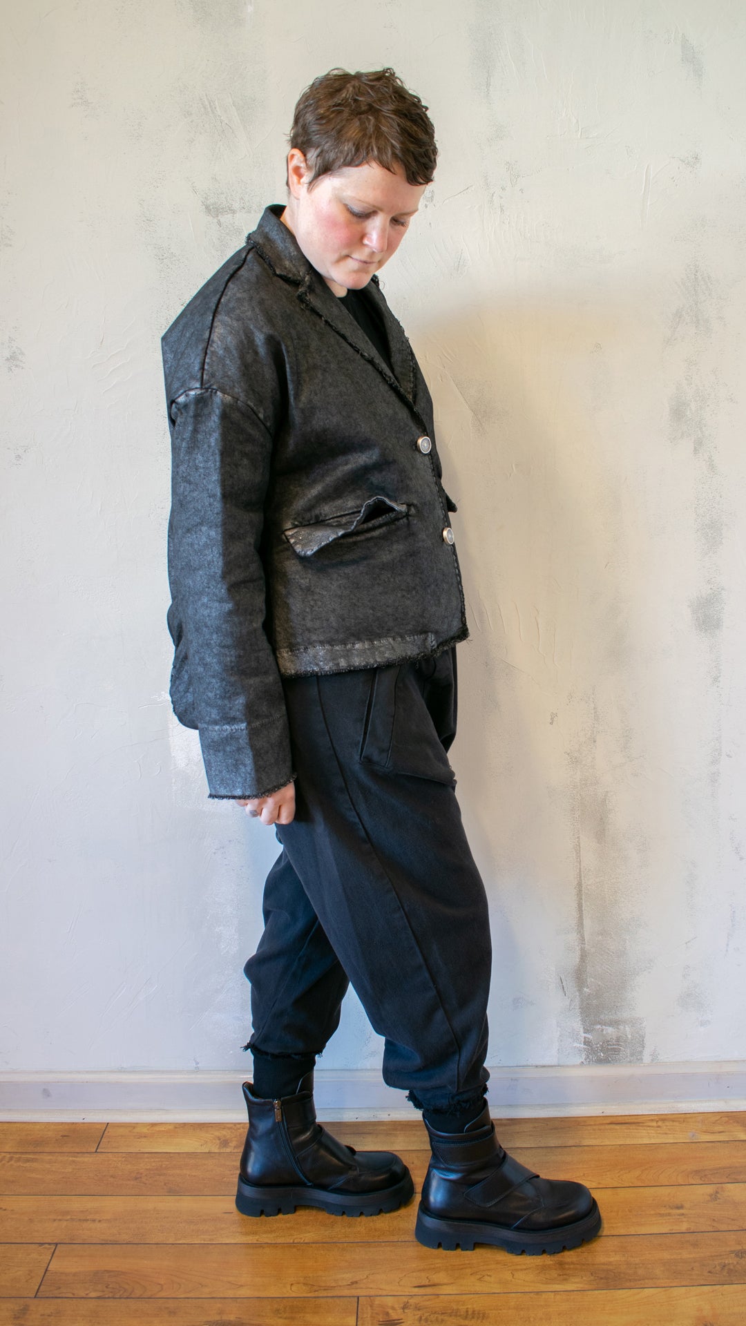 Giacca Boxy in Laminated Black