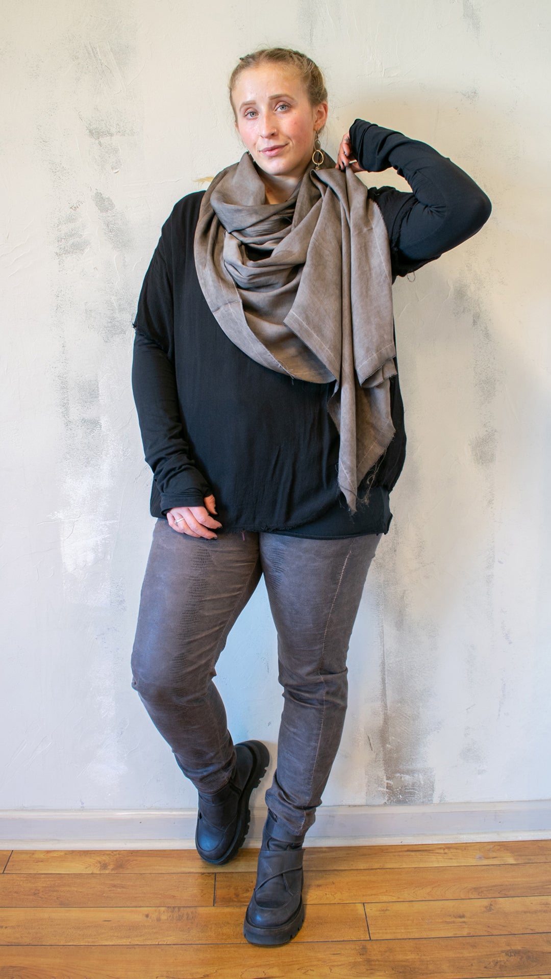 Stola (Multiple Colors)