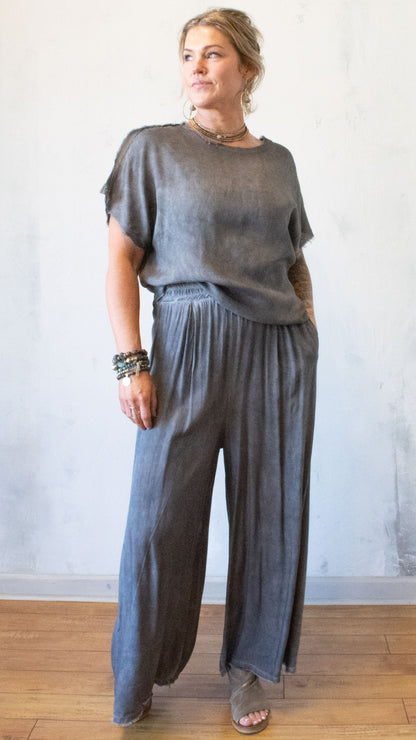 Drape Top (Multiple Colors)