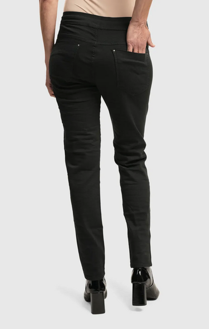 Iconic Denim in Black