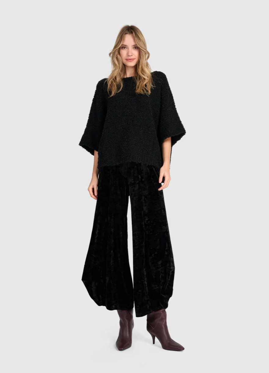 Brio Boucle Pullover in Ink