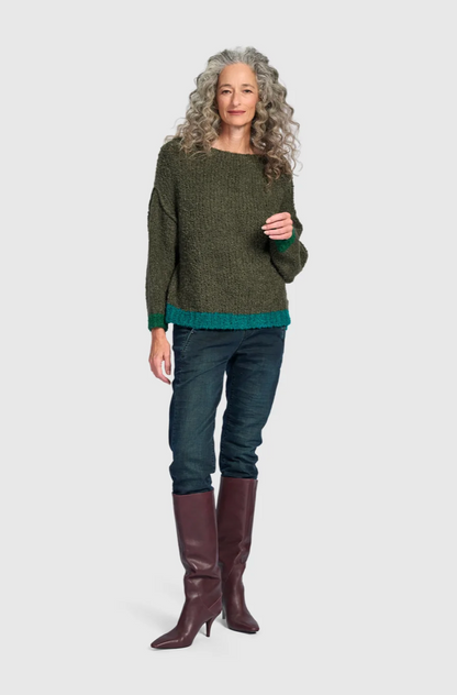 Riff Boucle Sweater in Pine