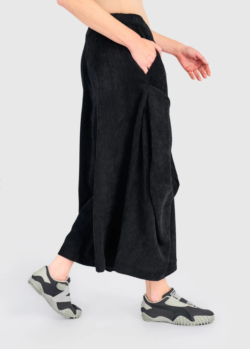 Corduroy Pants in Black