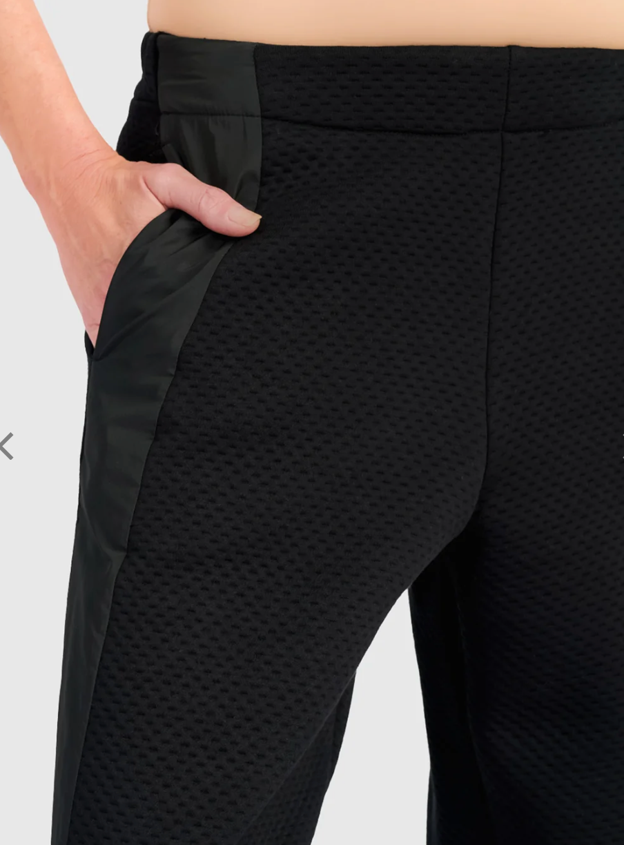Urban Dimpled Straight Pant in Black