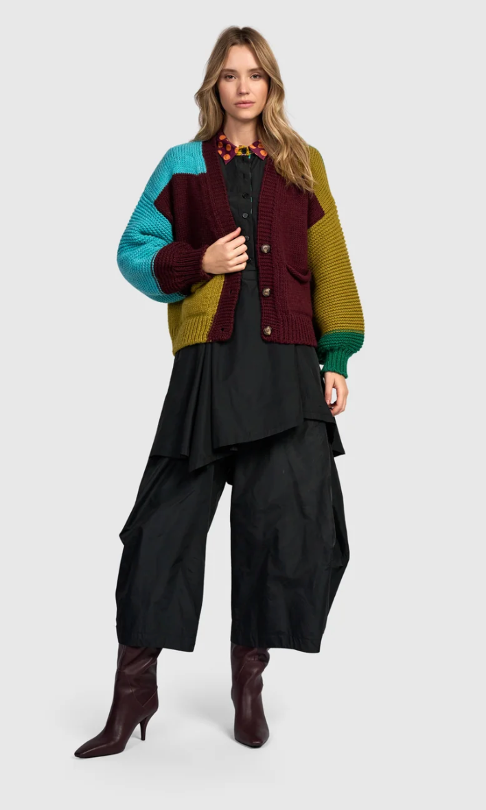 Carnival Chunky Knit Cardigan in Wine