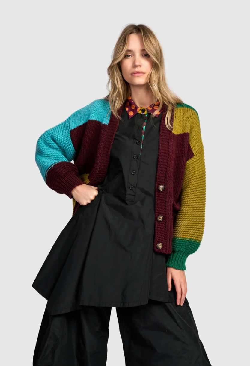 Carnival Chunky Knit Cardigan in Wine