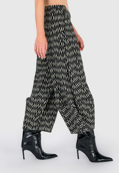 Vector Pant in Zebra