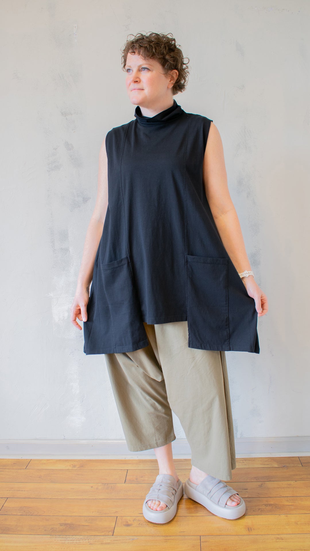 Mock Tunic with Pockets (Multiple Colors)