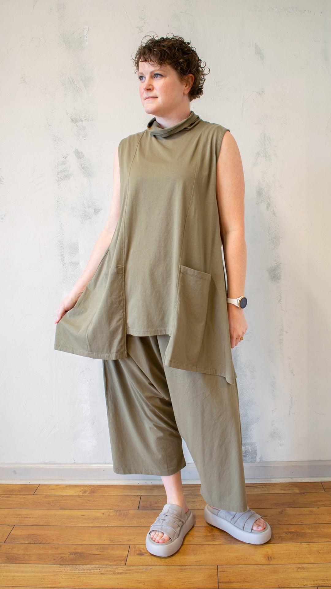 Mock Tunic with Pockets (Multiple Colors)