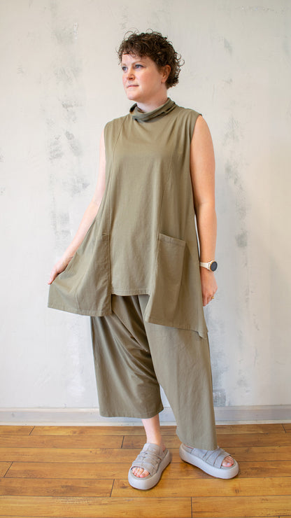 Mock Tunic with Pockets (Multiple Colors)