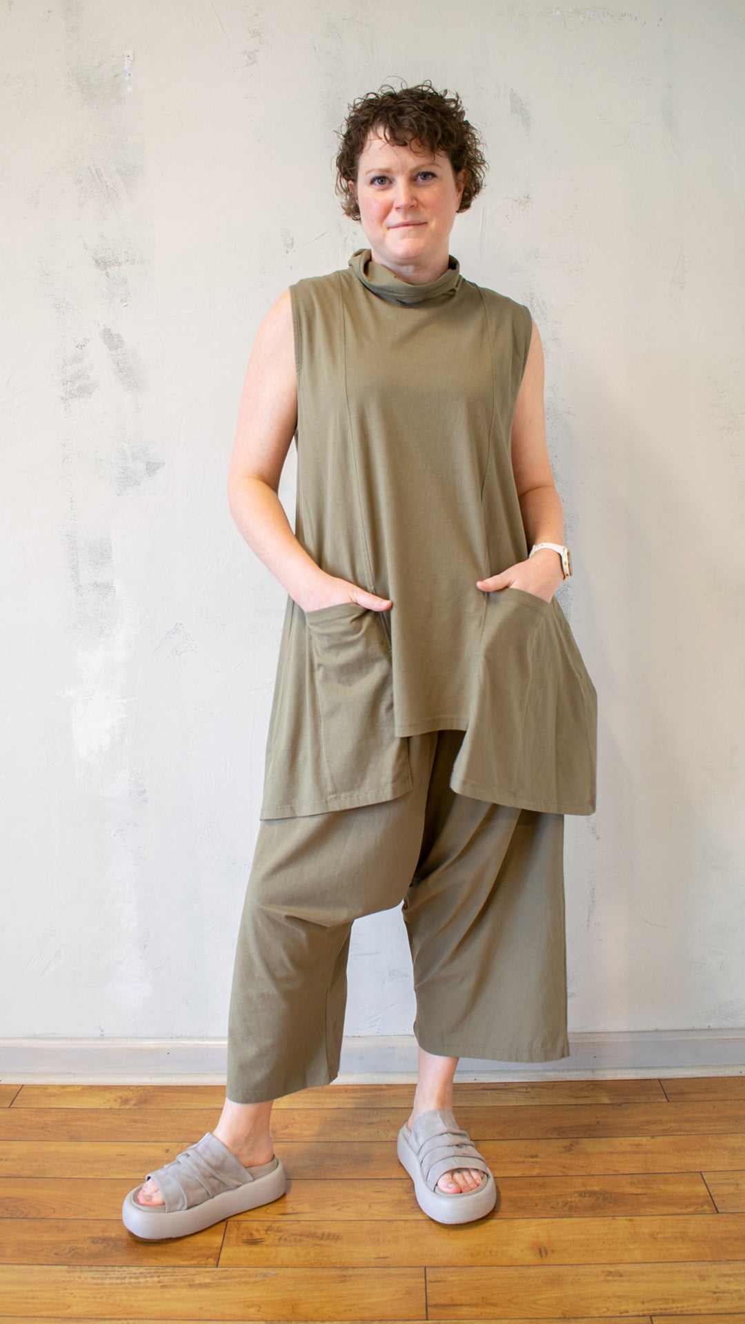 Mock Tunic with Pockets (Multiple Colors)