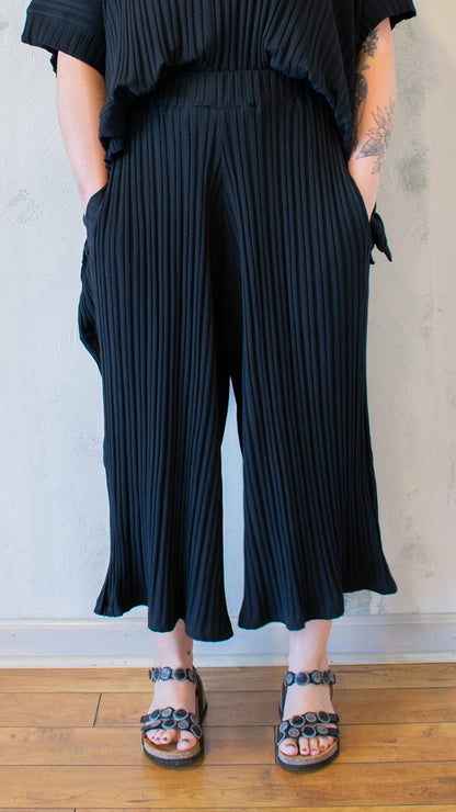 Ribbed Knit Pant (Multiple Colors)