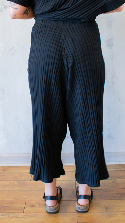 Ribbed Knit Pant (Multiple Colors)