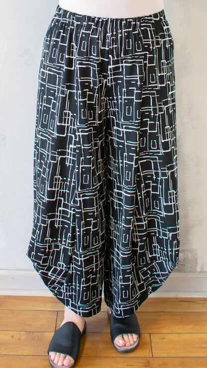 Jacquard Black and White Lantern Pant