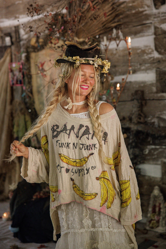 Banana Funk n Junk Hi Lo T in Nala