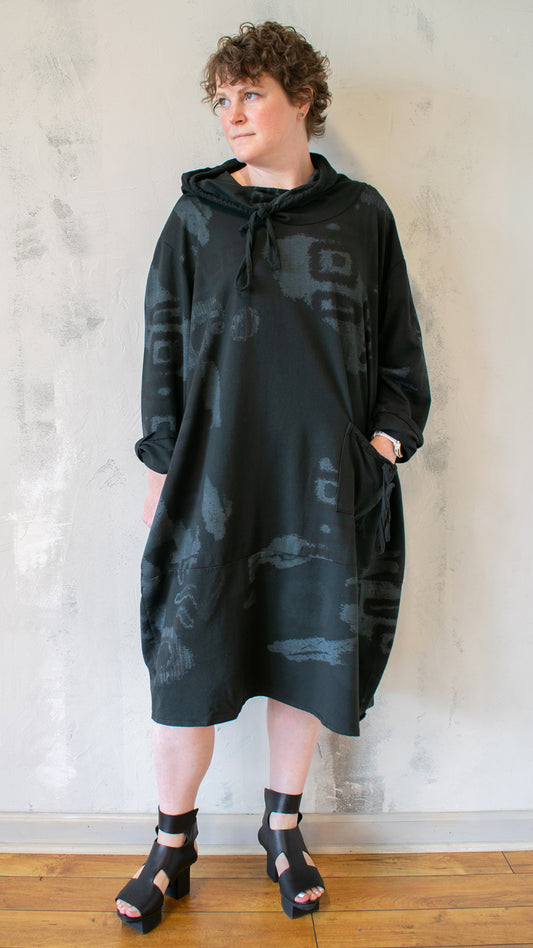 Graphic Shift Dress