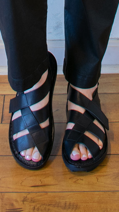 Network Sandal in Black