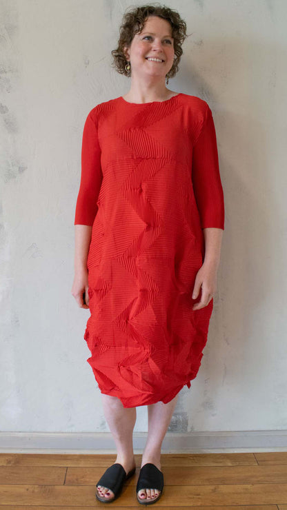 Permanent Pleat ZigZag Dress (Multiple Colors)