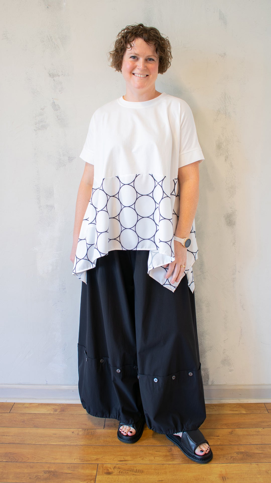 Circle Swing Top (Multiple Colors)