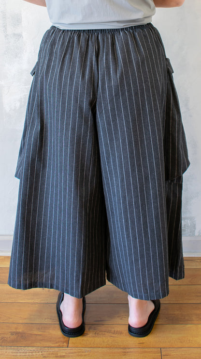 Big Pocket Stripe Grey Pant