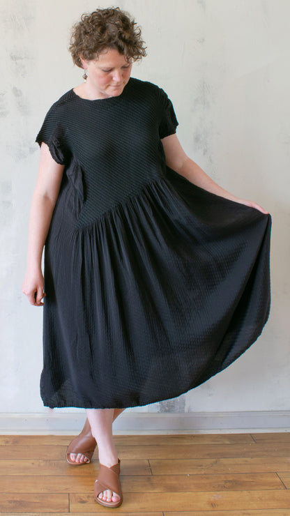 Pucker Dress (Multiple Colors)