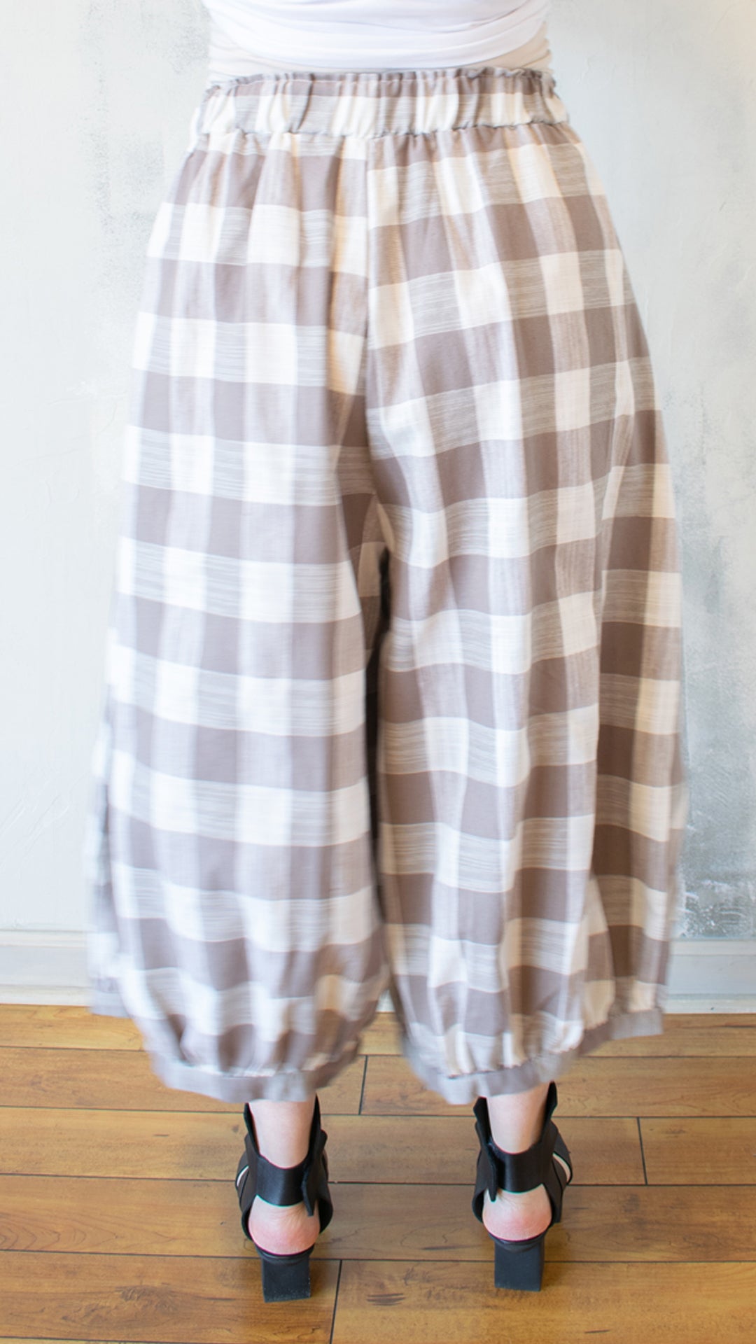 Buffalo Plaid Balloon Pant (Multiple Colors)