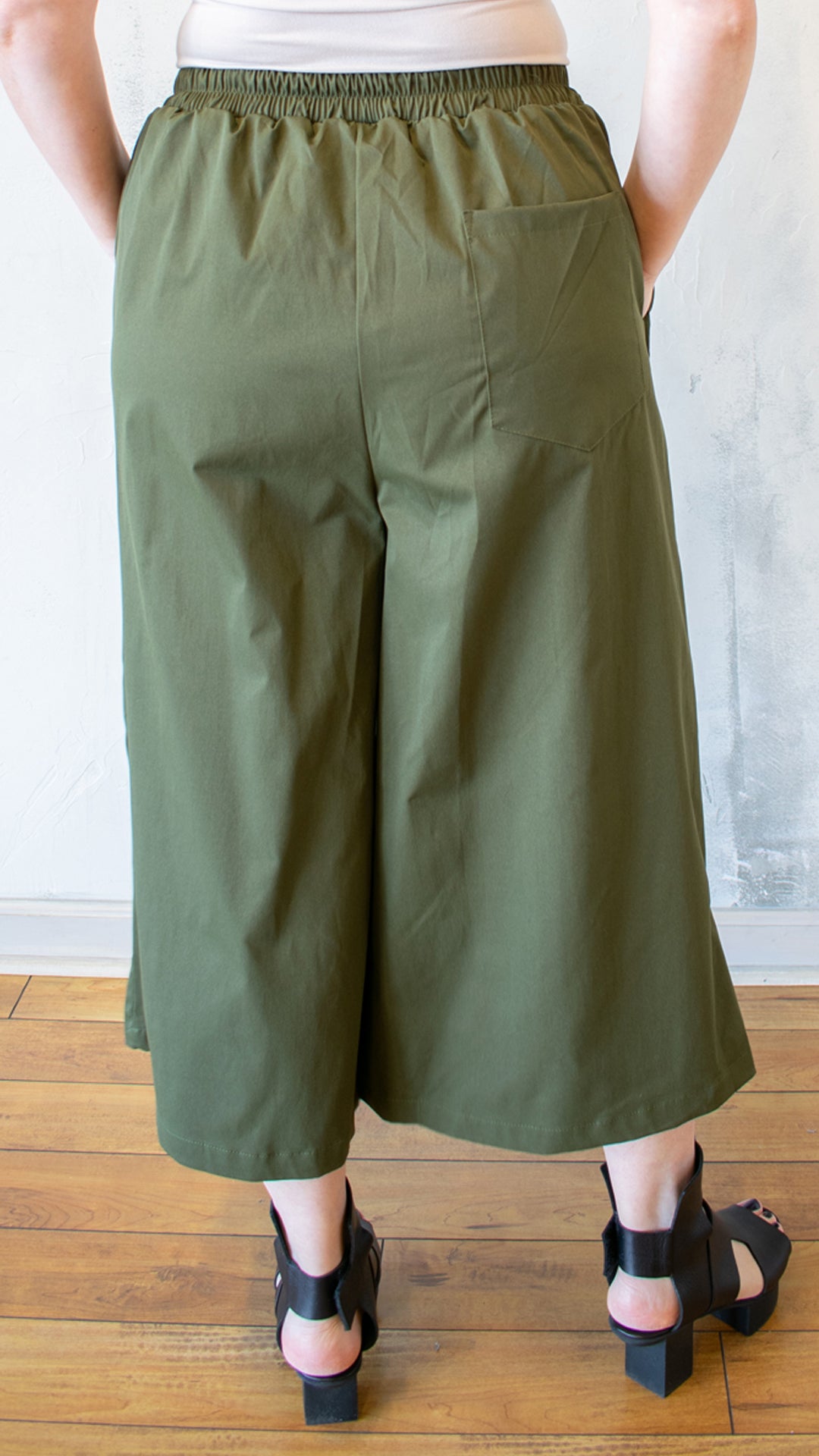 Apron Contrast Pant (Multiple Colors)