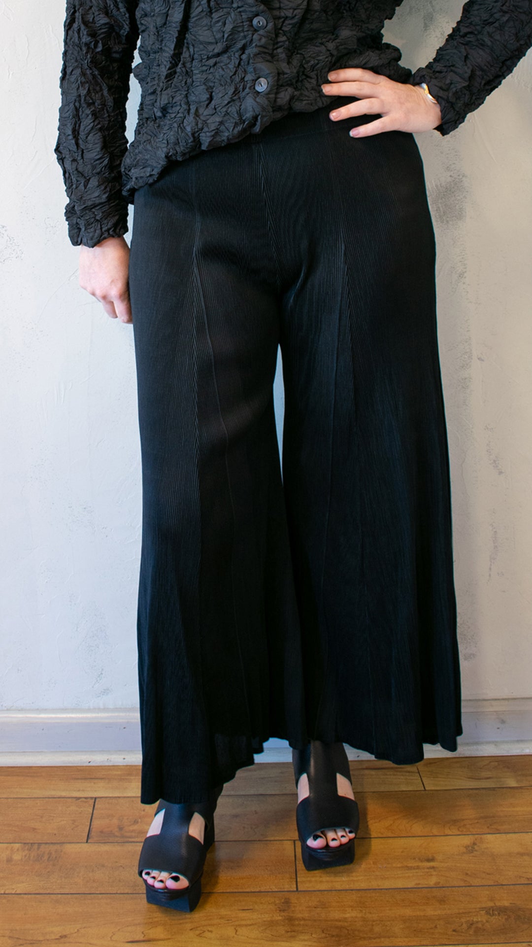Permanent Pleat Black Pant