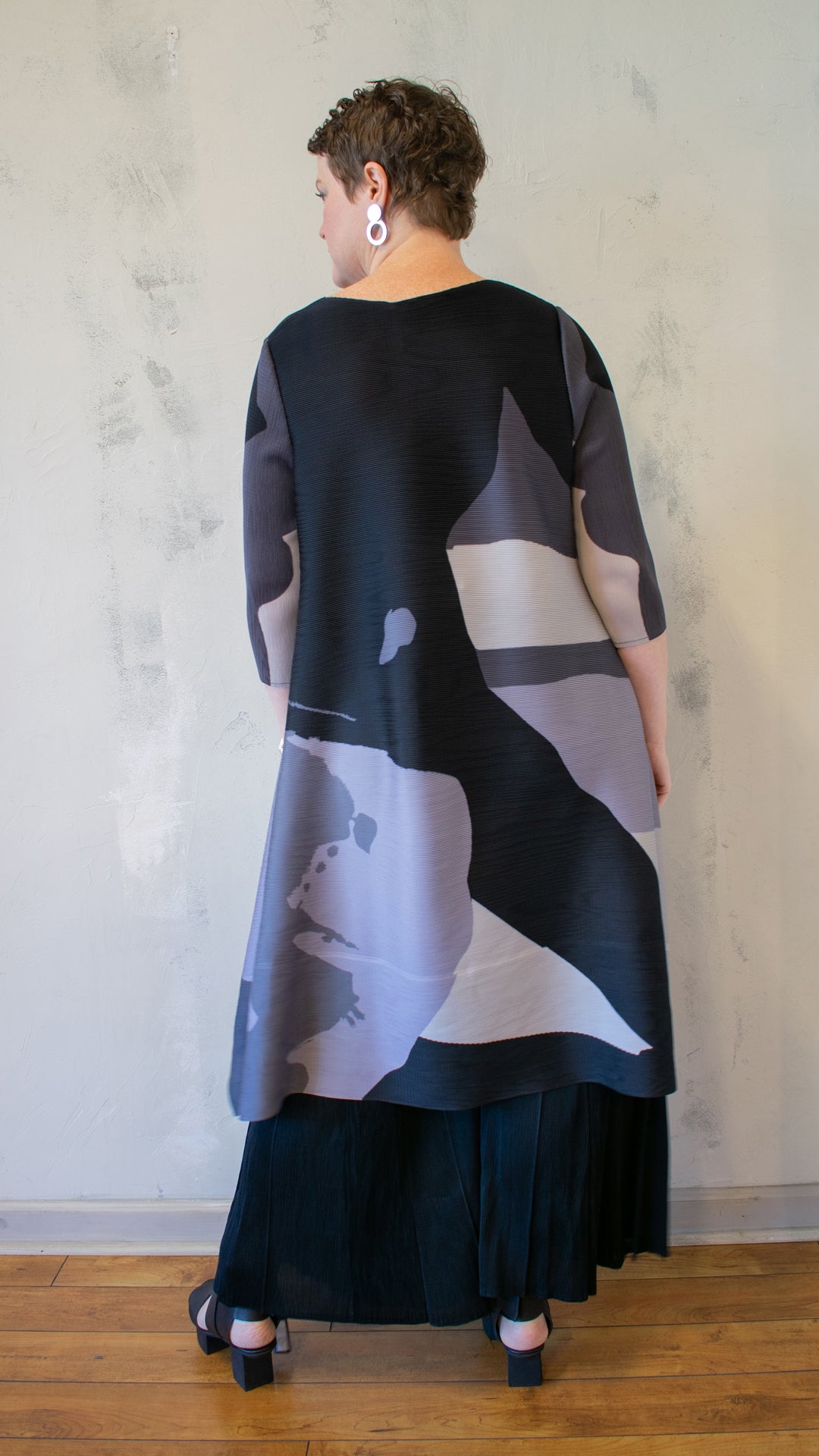 Bouncy Dress (Multiple Colors)