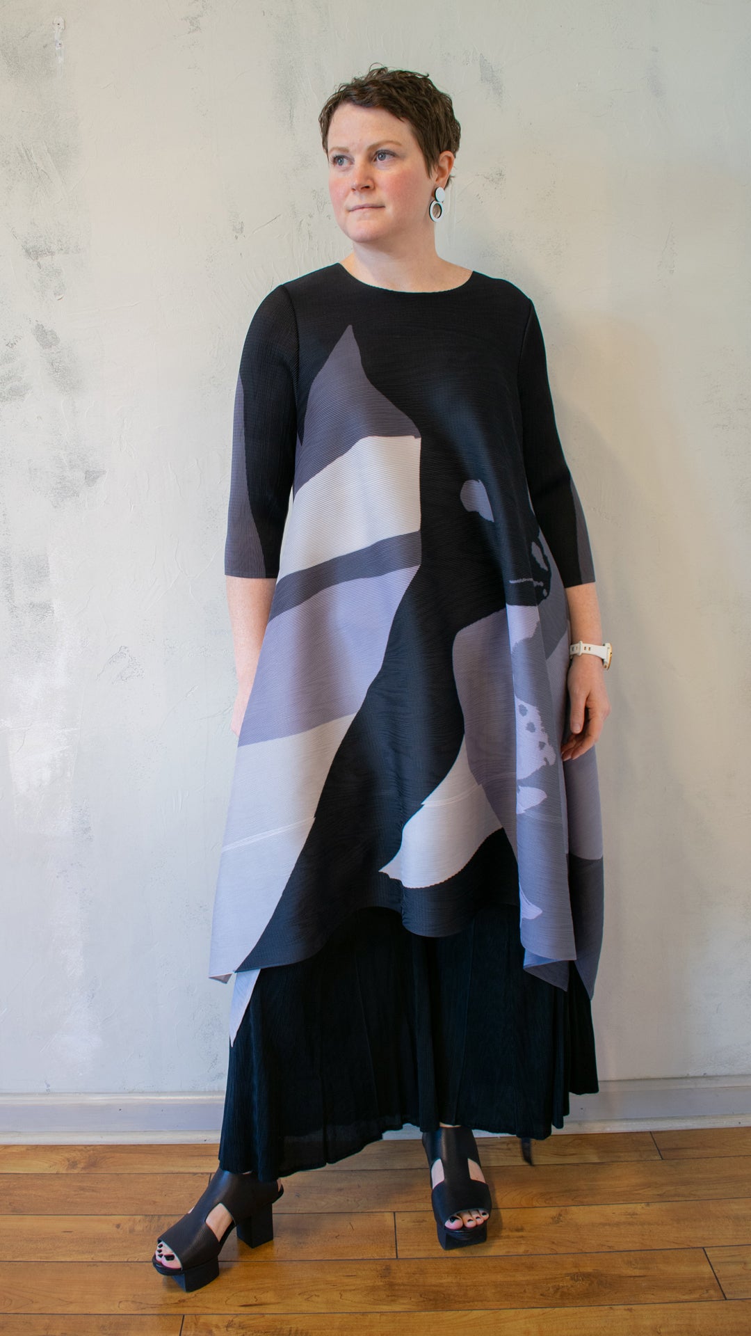 Bouncy Dress (Multiple Colors)