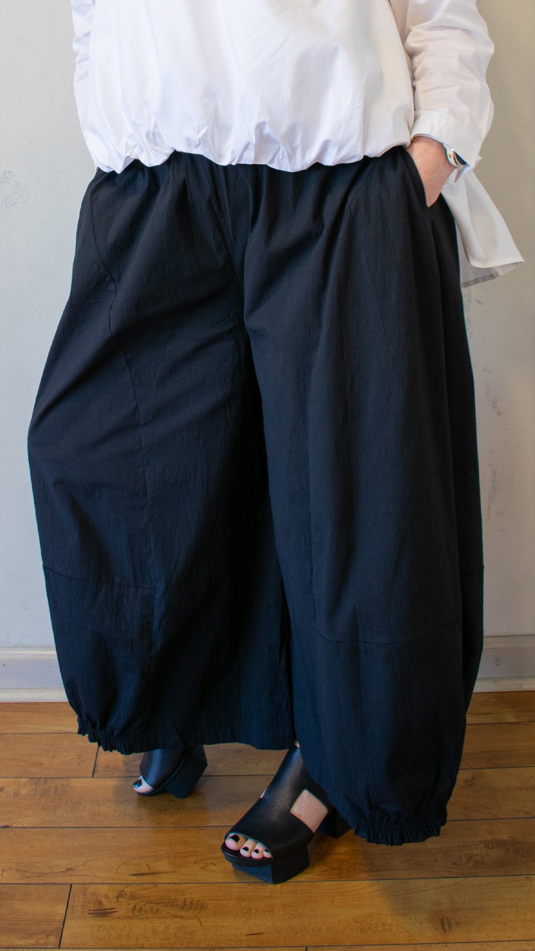 Full Balloon Pant in Black