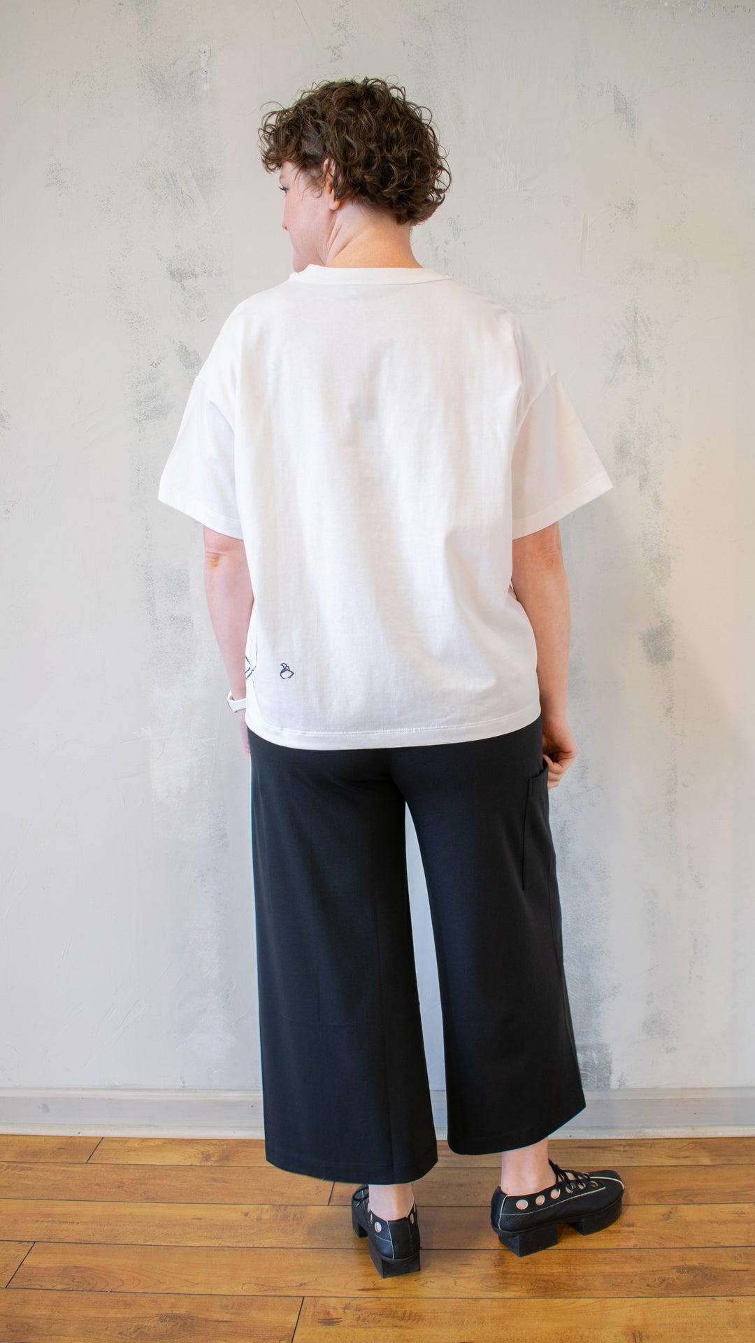 Look Tee (Multiple Colors)