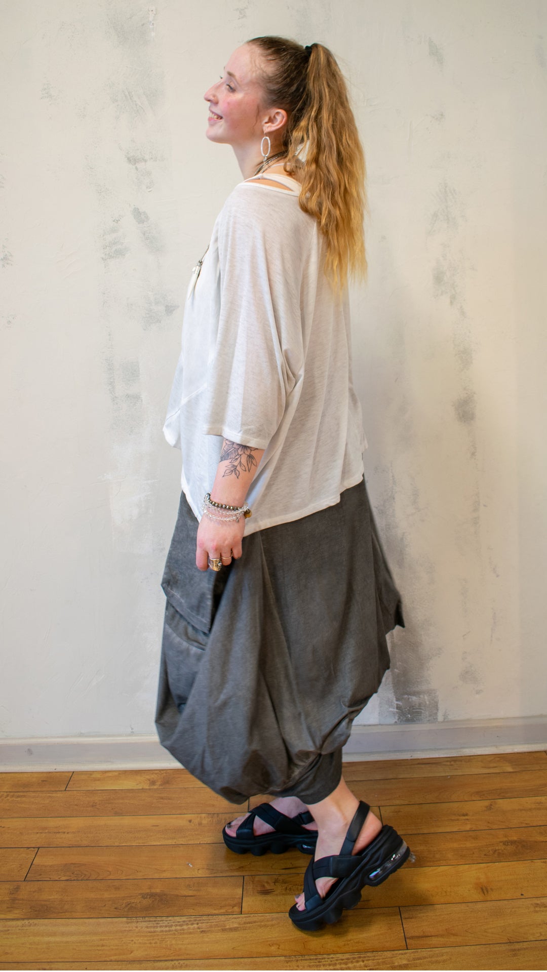 Criss-Cross Seam Tee