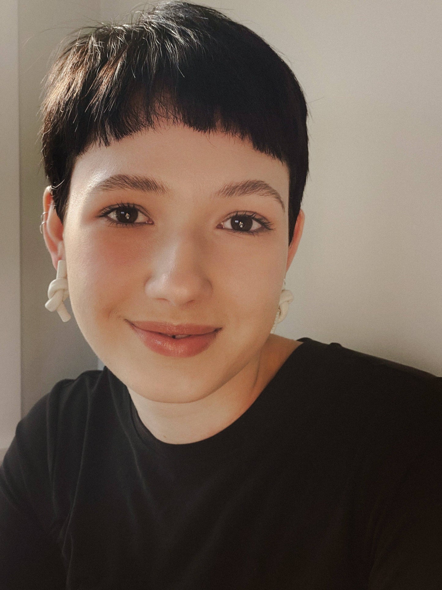 Knot Leather Earrings in Off White