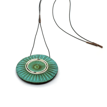Saulė Necklace (Multiple Colors)