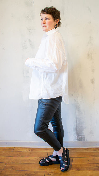 Single Line Button Up