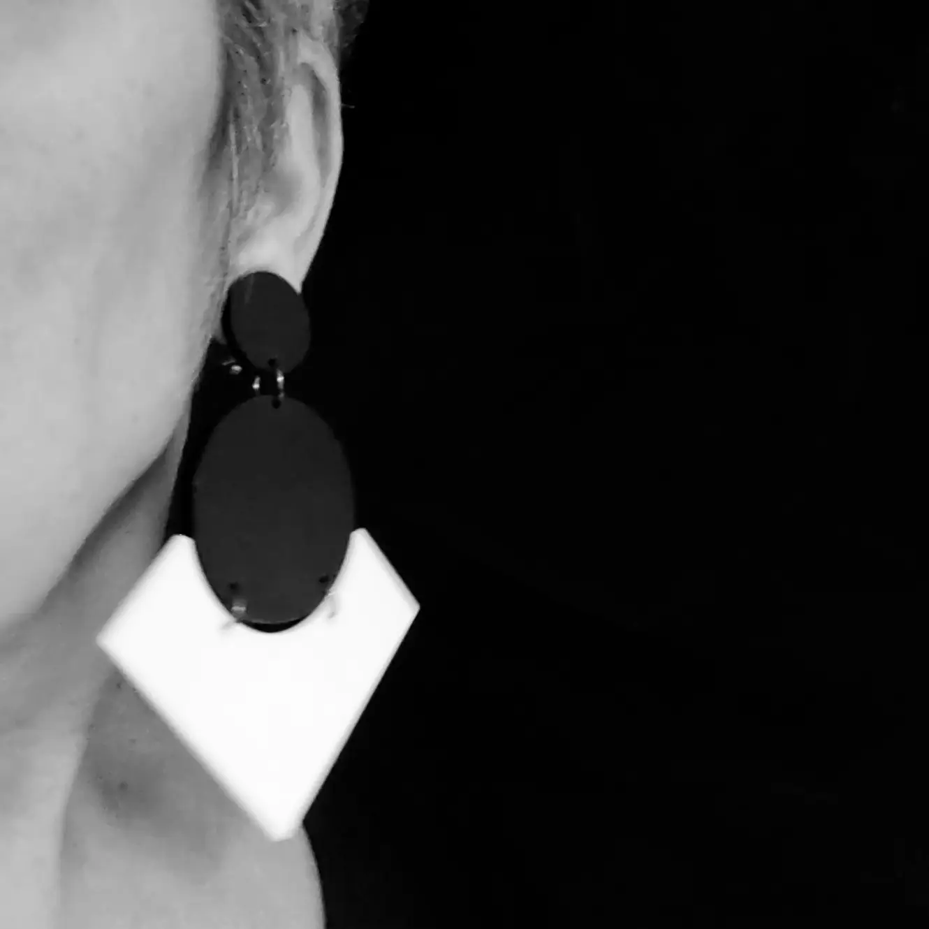 Miranda Black&White Earrings