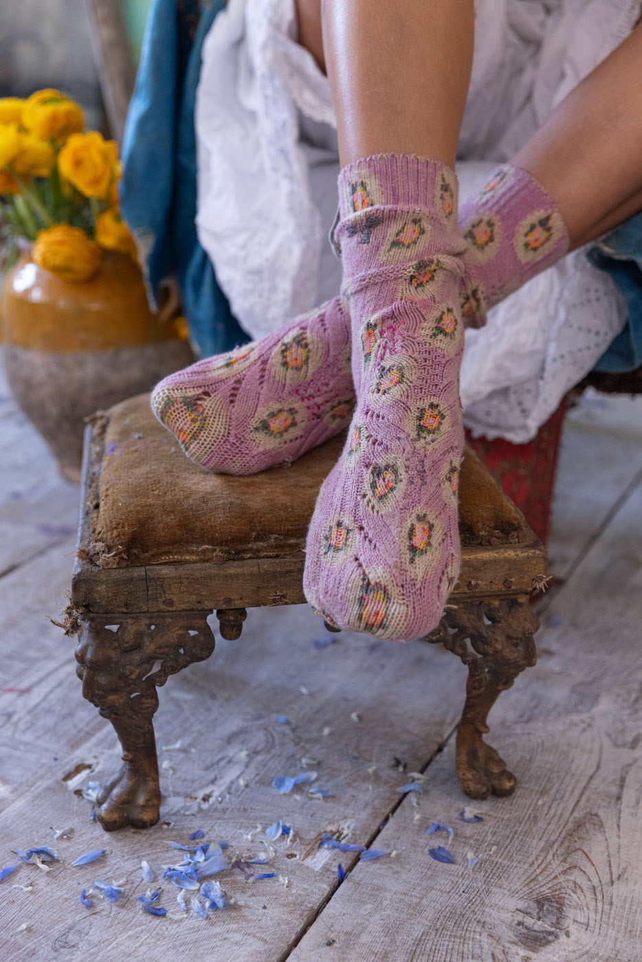 Floral Lil Dipper Socks in Avignon