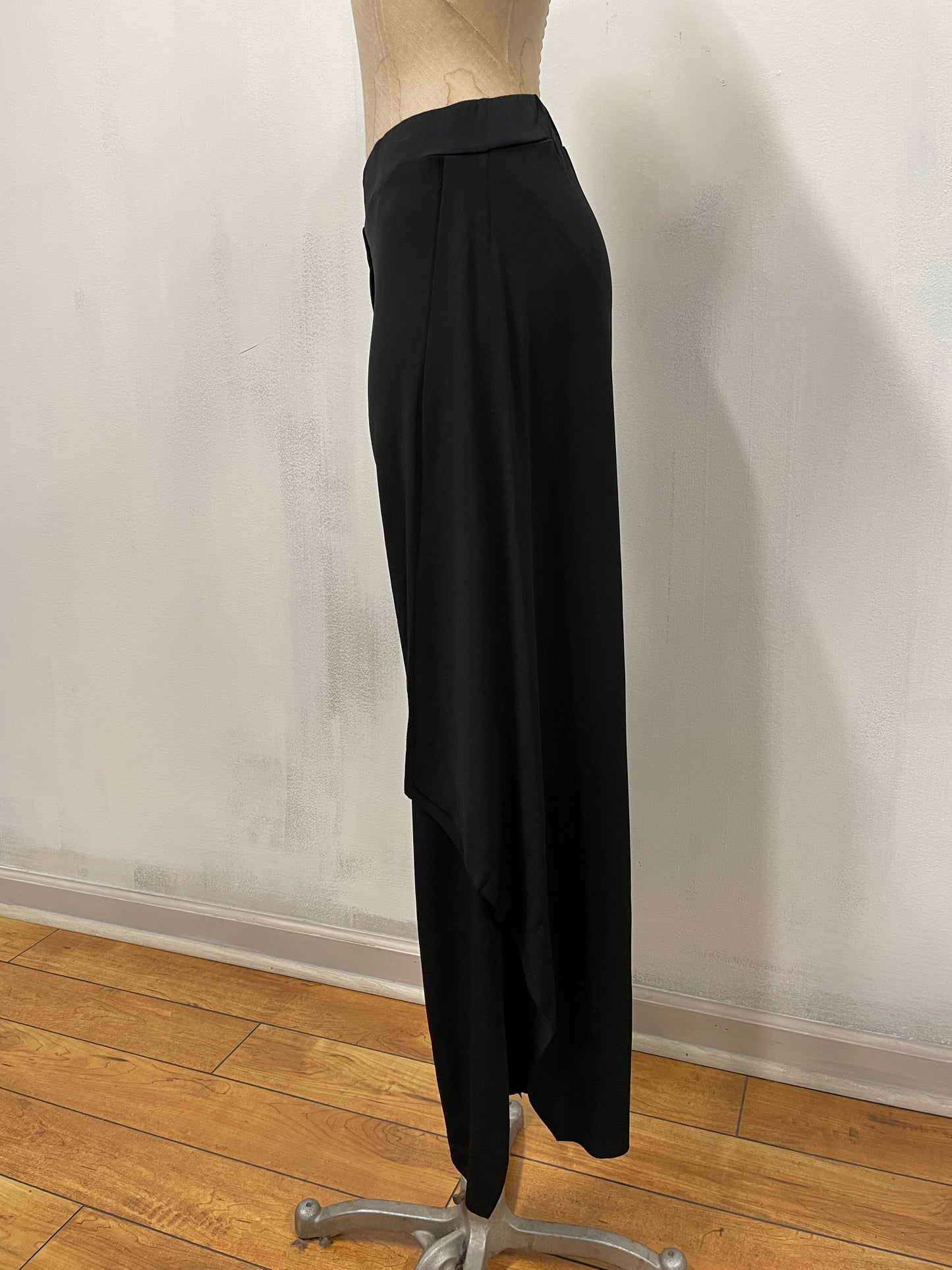 Decker Pant in Black