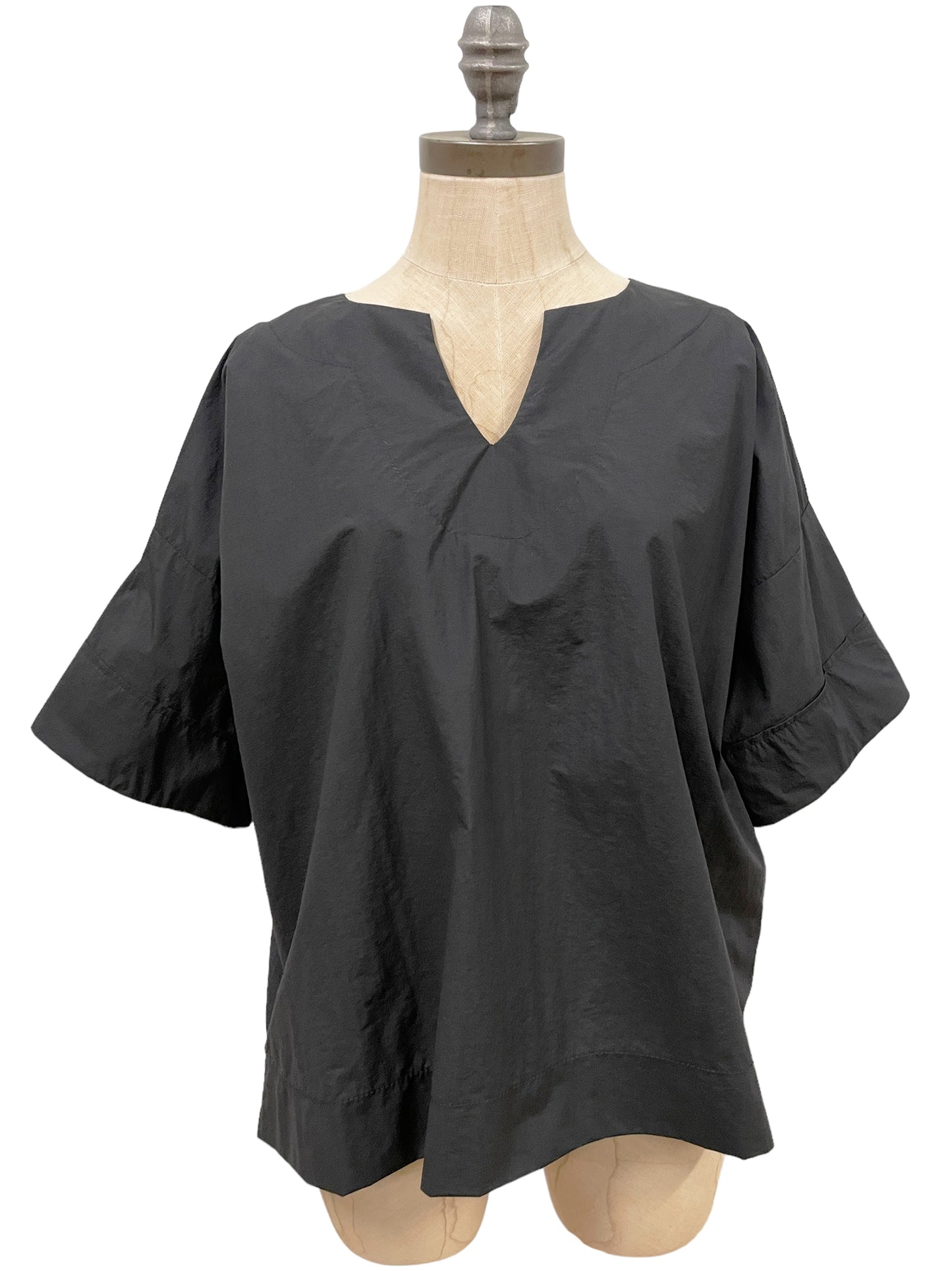 Yuka Top in Black