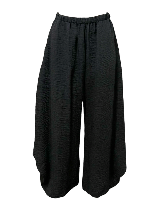 Travel Angle Pant in Black